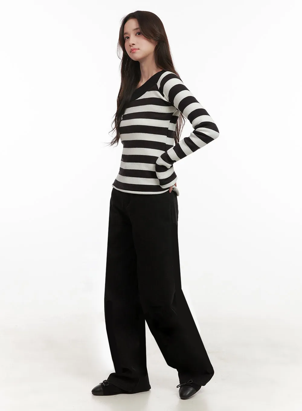 Classic Wide-Leg Pants IJ510