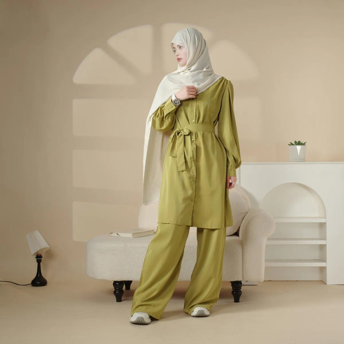 Long Sleeve Shirt and Pants Suit (MOA023)